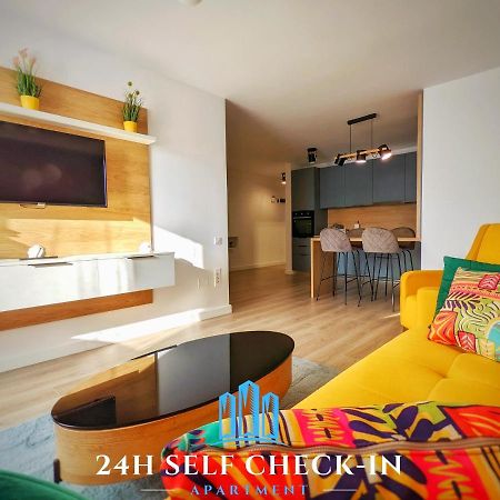 Cluj Airport Apartment Exteriör bild